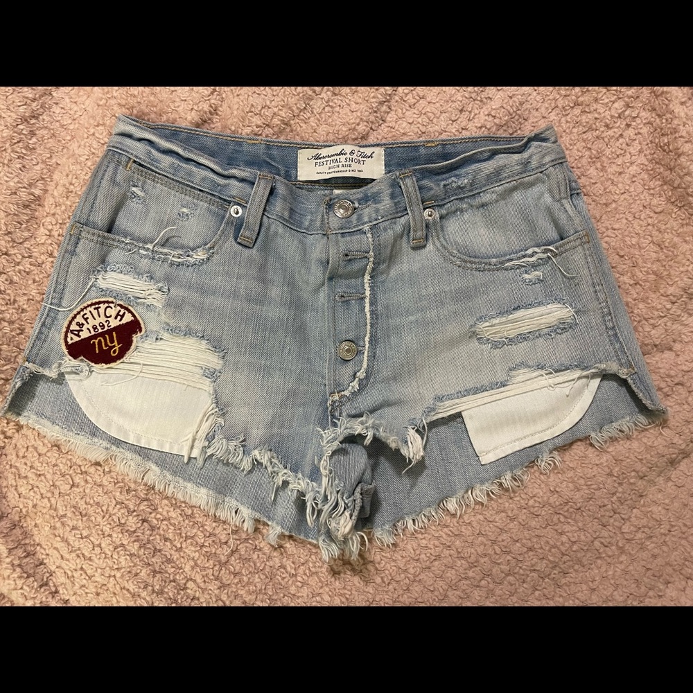 Abercrombie & Fitch Festival High Rise shorts 2  (0168)